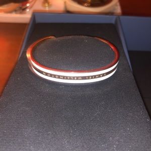 Daniel Wellington bracelet never worn